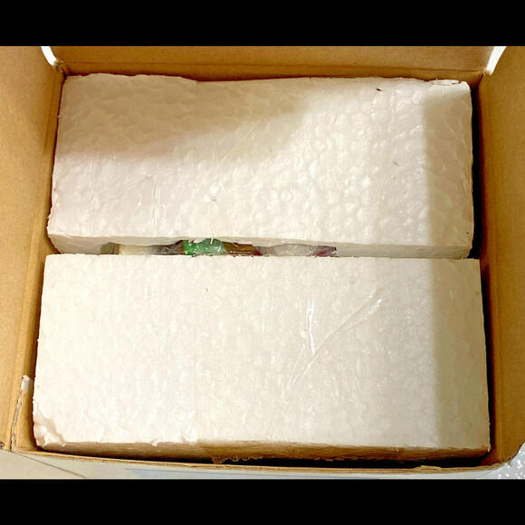 Charming Tails ~ BEARING GIFTS Figure  87/600 ~ Fitz & Floyd BNIB - Picture 6 of 9